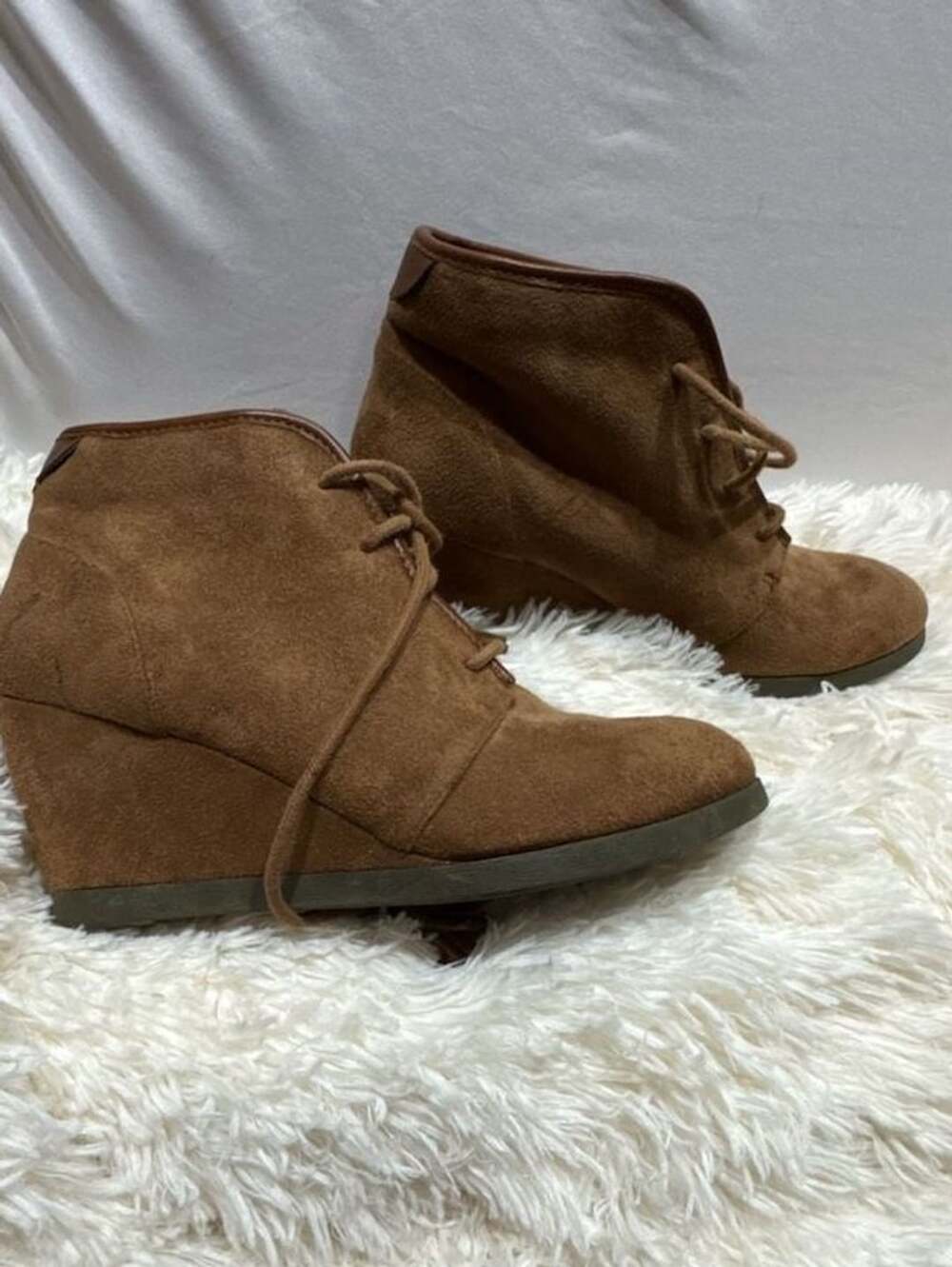 Madden Girl Dallyy Wedge Booties Size 8 Brown Plaid Lined Suede